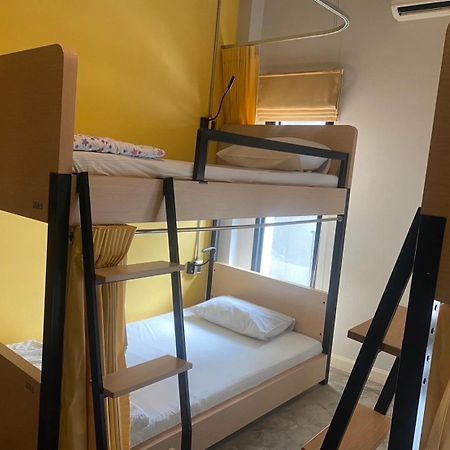 Bed@Town Hostel Bangkok Eksteriør billede