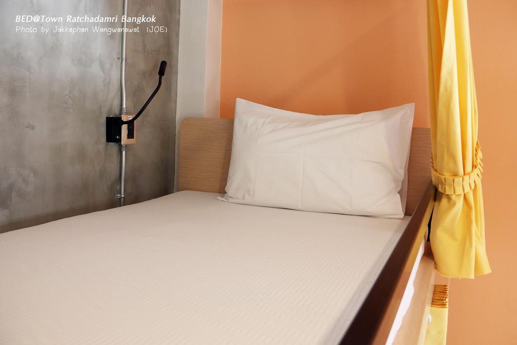 Bed@Town Hostel Bangkok Eksteriør billede