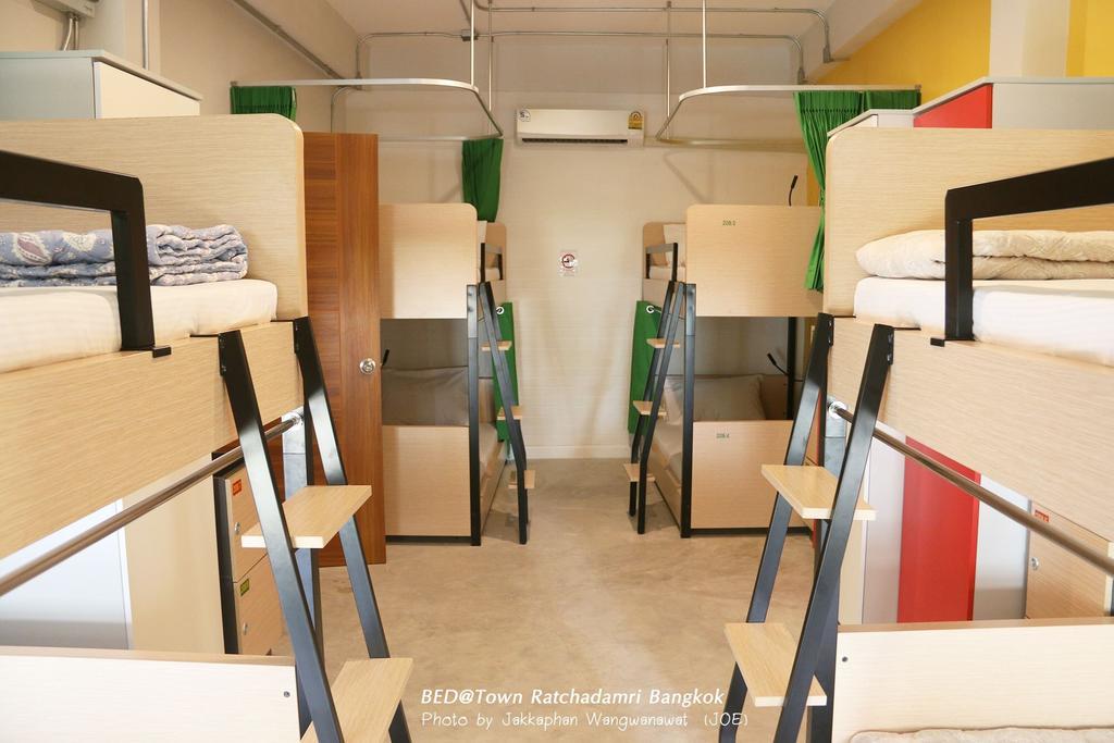 Bed@Town Hostel Bangkok Eksteriør billede